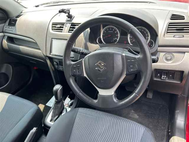 SUZUKI SWIFT 2011