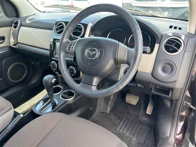 MAZDA VERISA 2011