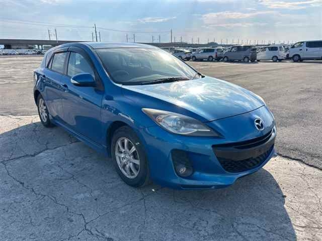MAZDA AXELA 2012