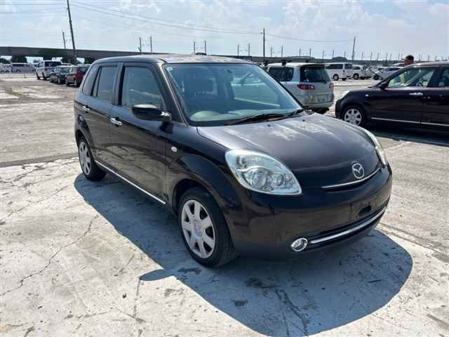 MAZDA VERISA 2009