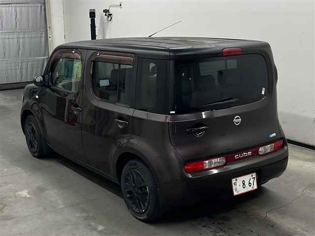 NISSAN CUBE 2010