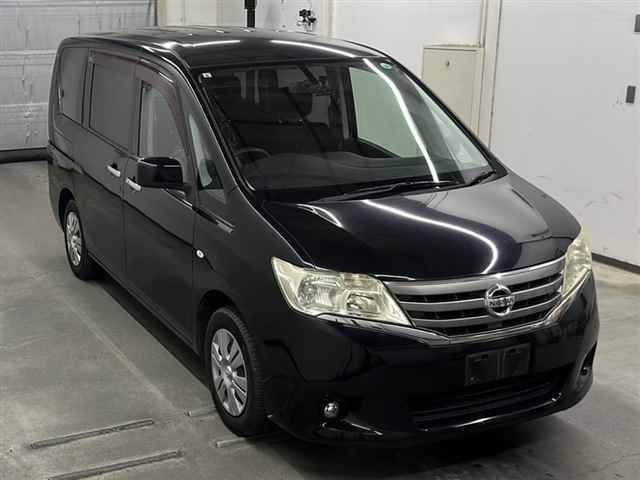 NISSAN SERENA 2011