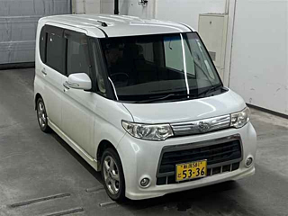 DAIHATSU TANTO 2012