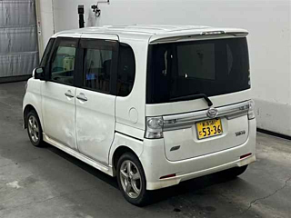 DAIHATSU TANTO 2012