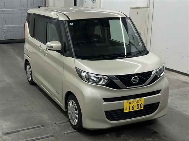 NISSAN ROOX 2020