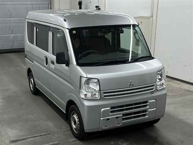 MITSUBISHI MINICAB VAN 2019