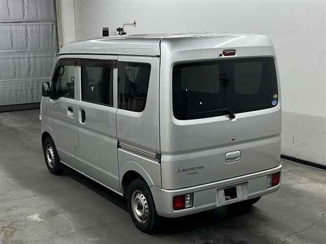 MITSUBISHI MINICAB VAN 2017