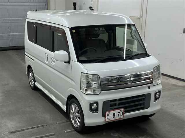 MITSUBISHI TOWNBOX 2016
