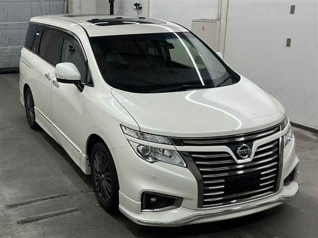 NISSAN ELGRAND 2019
