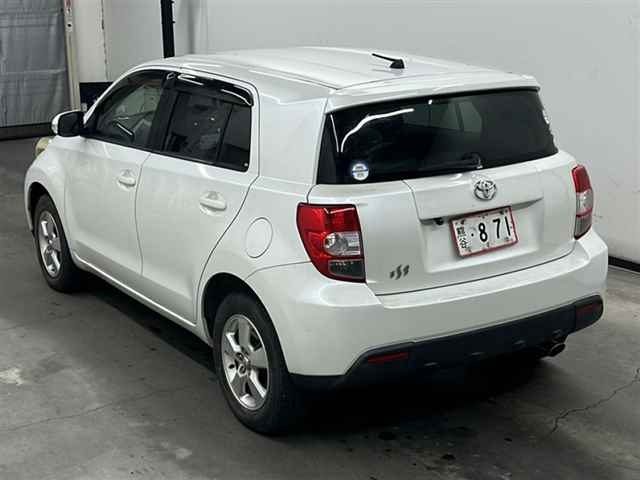 TOYOTA IST 2008