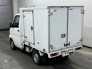 NISSAN CLIPPER TRUCK 2013