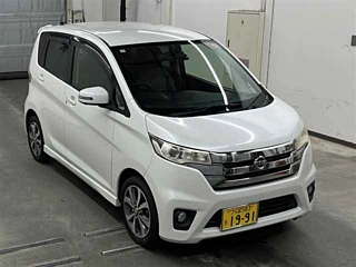 NISSAN DAYZ 2013