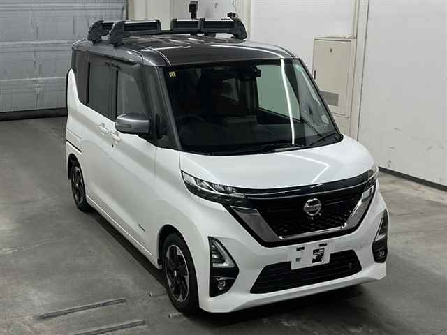 NISSAN ROOX 2020