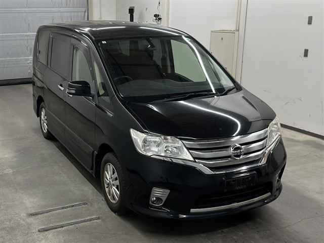 NISSAN SERENA 2013
