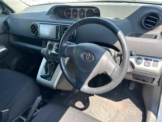 TOYOTA COROLLA RUMION 2009