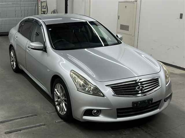 NISSAN SKYLINE 2013