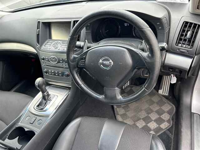 NISSAN SKYLINE 2013