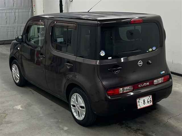 NISSAN CUBE 2010