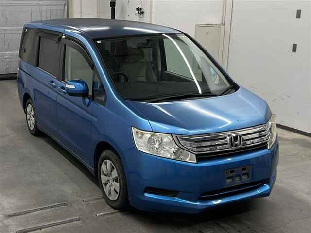 HONDA STEP WAGON 2010