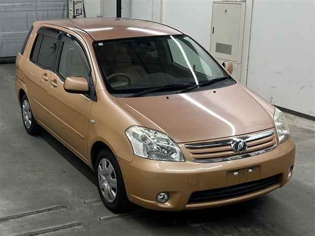 TOYOTA RAUM 2008