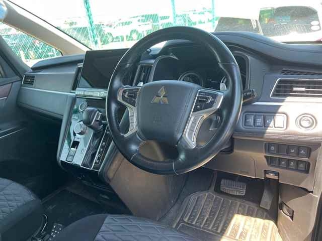 MITSUBISHI DELICA D5 2021