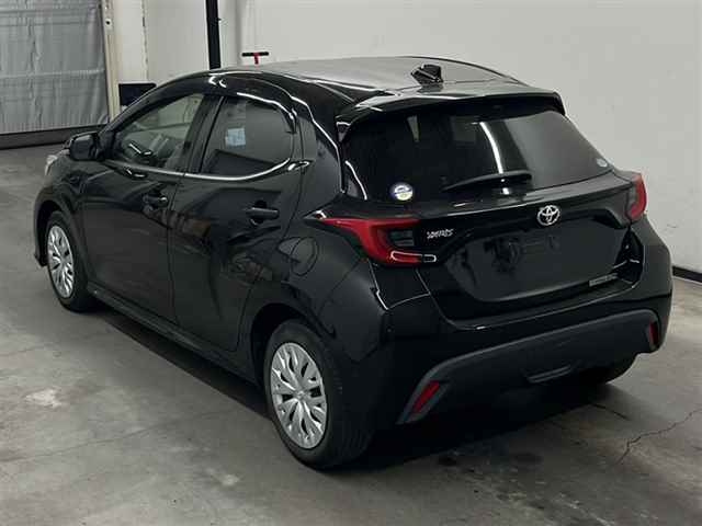 TOYOTA YARIS 2021