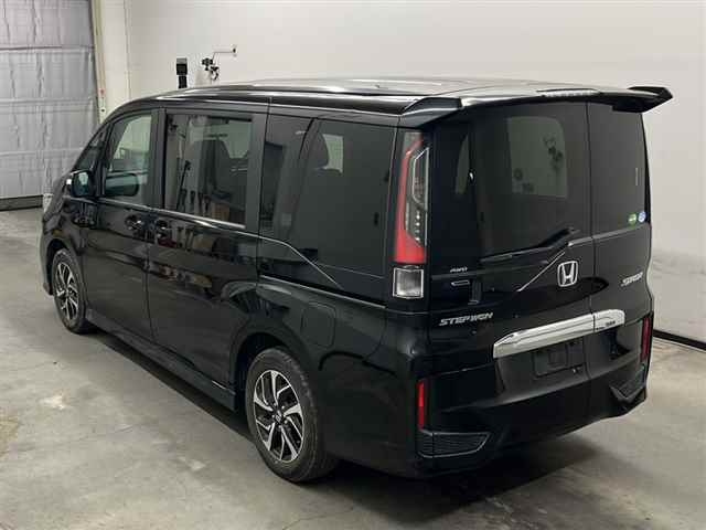 HONDA STEP WAGON 2018
