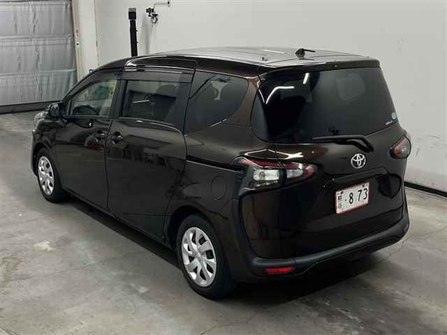 TOYOTA SIENTA 2017