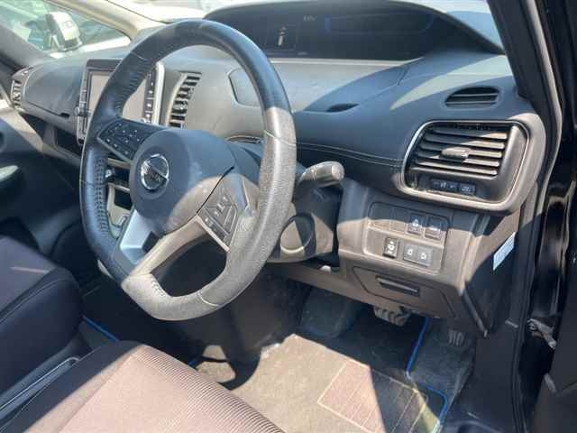 NISSAN SERENA 2018
