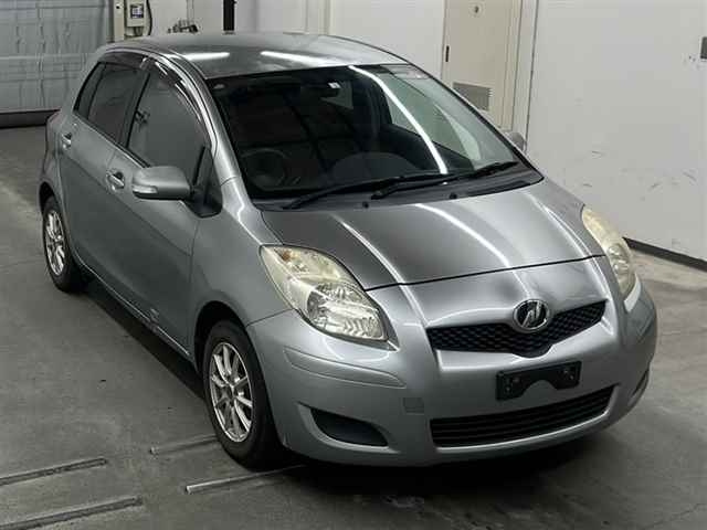 TOYOTA VITZ 2008