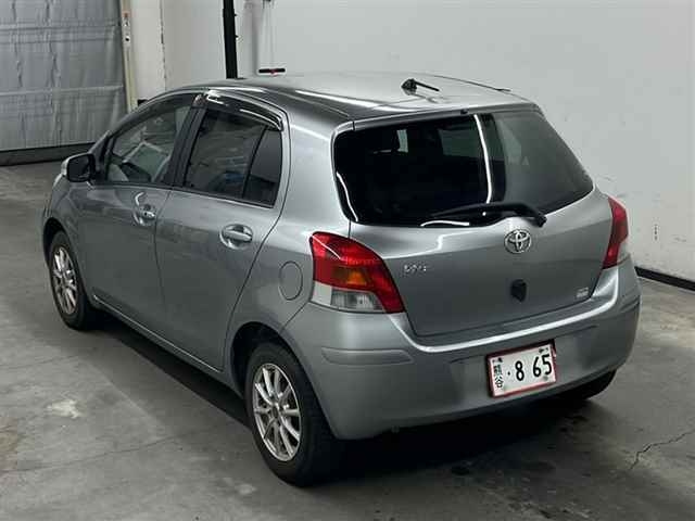 TOYOTA VITZ 2008