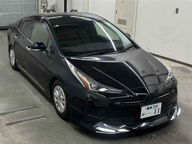 TOYOTA PRIUS 2017