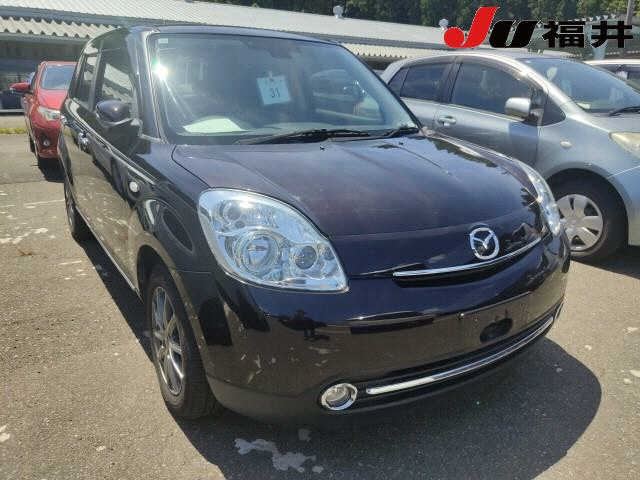 MAZDA VERISA 2011