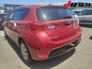 TOYOTA AURIS 2012