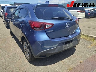 MAZDA DEMIO 2017