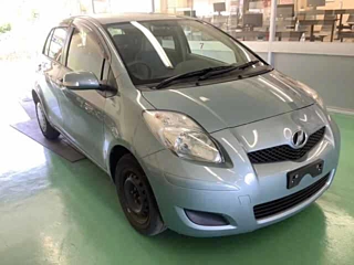 TOYOTA VITZ 2009