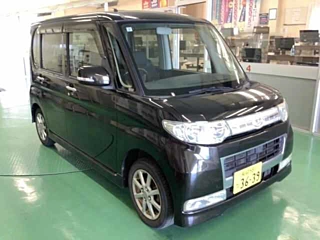 DAIHATSU TANTO 2008