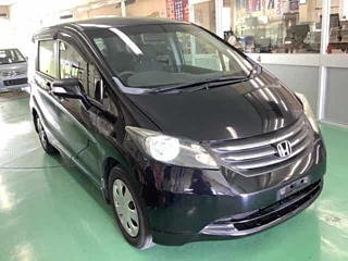 HONDA FREED 2010