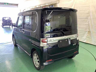 DAIHATSU TANTO 2010