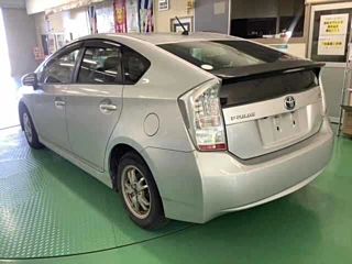 TOYOTA PRIUS 2010