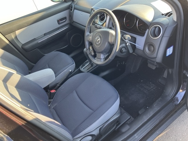 MAZDA VERISA 2012