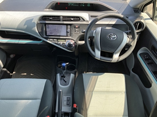 TOYOTA AQUA 2012