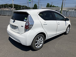 TOYOTA AQUA 2012