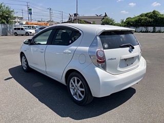 TOYOTA AQUA 2012