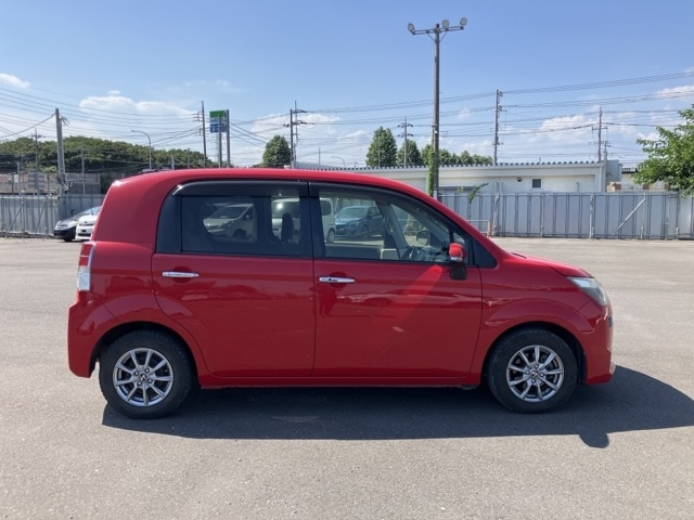 TOYOTA SPADE 2012