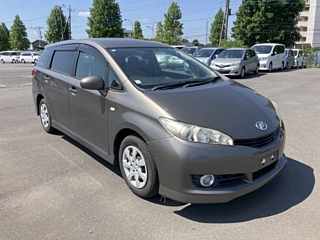 TOYOTA WISH 2009