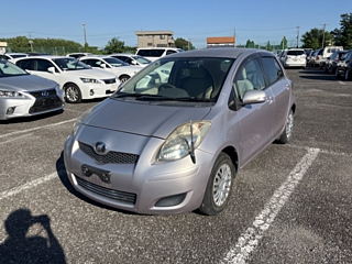 TOYOTA VITZ 2009