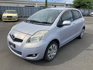 TOYOTA VITZ 2009