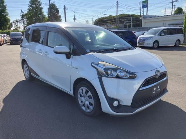 TOYOTA SIENTA 2018
