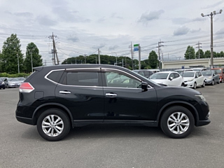 NISSAN X-TRAIL 2015